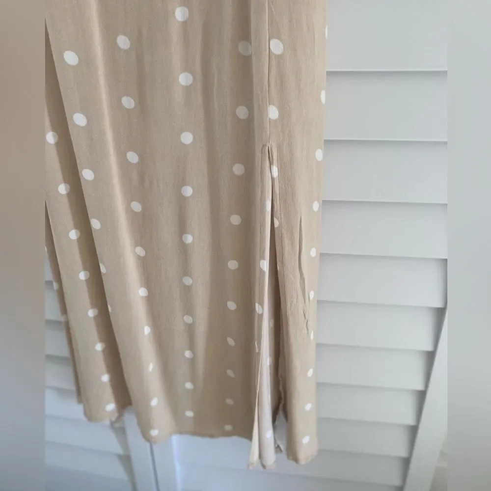 Elegant Polka Dot Maxi Dress in Tan - Picture 2 of 4